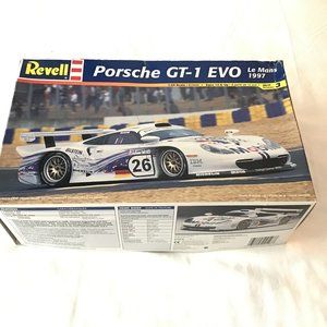 Revell Porsche GT-1 EVO Le Mans 1997